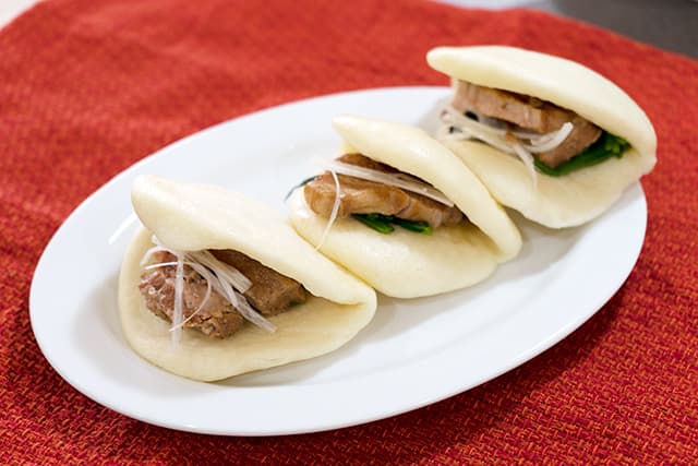 豚の角煮まんじゅう1